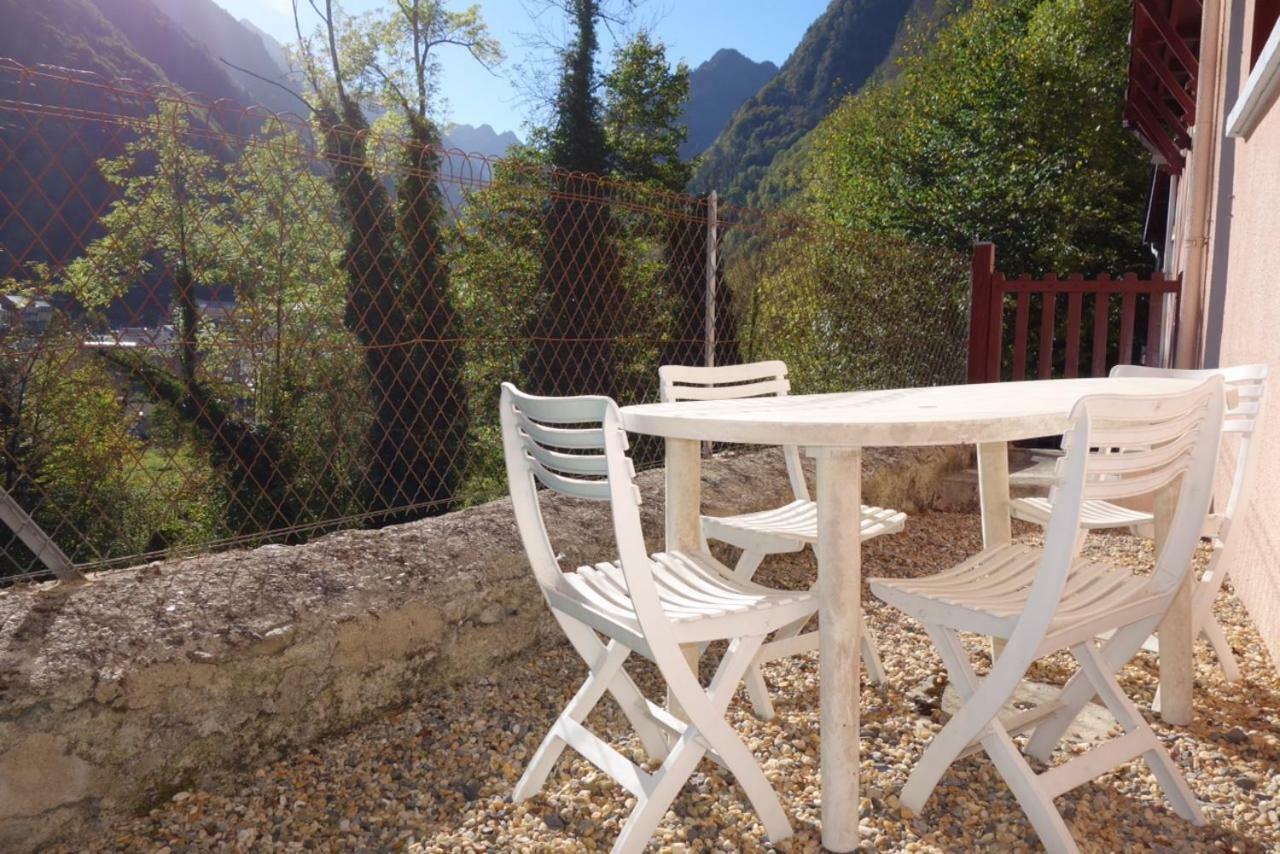 Appt 4/6 Couchages Avec Terrasse Cauterets Daire Dış mekan fotoğraf